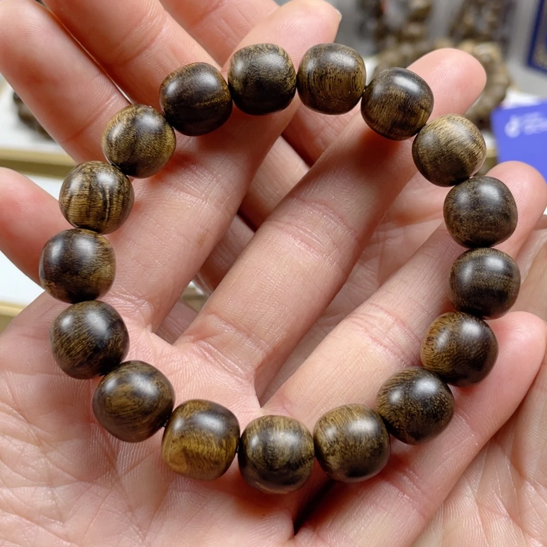 沉香手串郑*越南芽庄老白棋玉化老料满瘤疤1.2