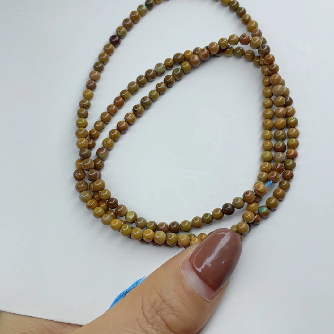 绿松石颈饰未镶嵌