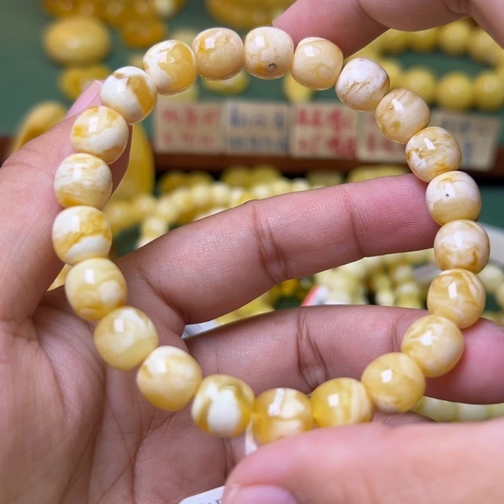 蜜蜡未镶嵌珠宝奇石