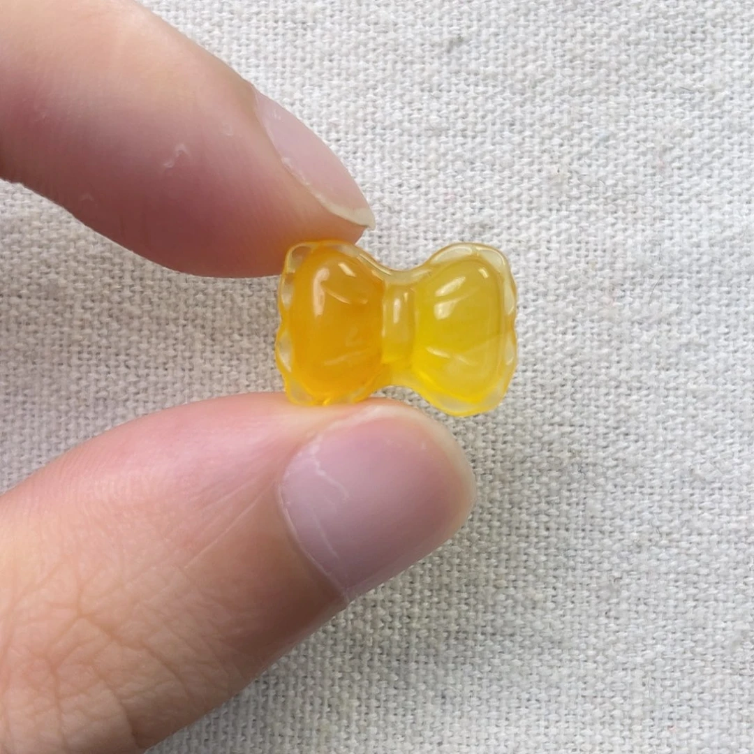 琥珀未镶嵌珠宝奇石蝴蝶结