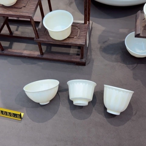 -定瓷莲瓣杯不退不换了