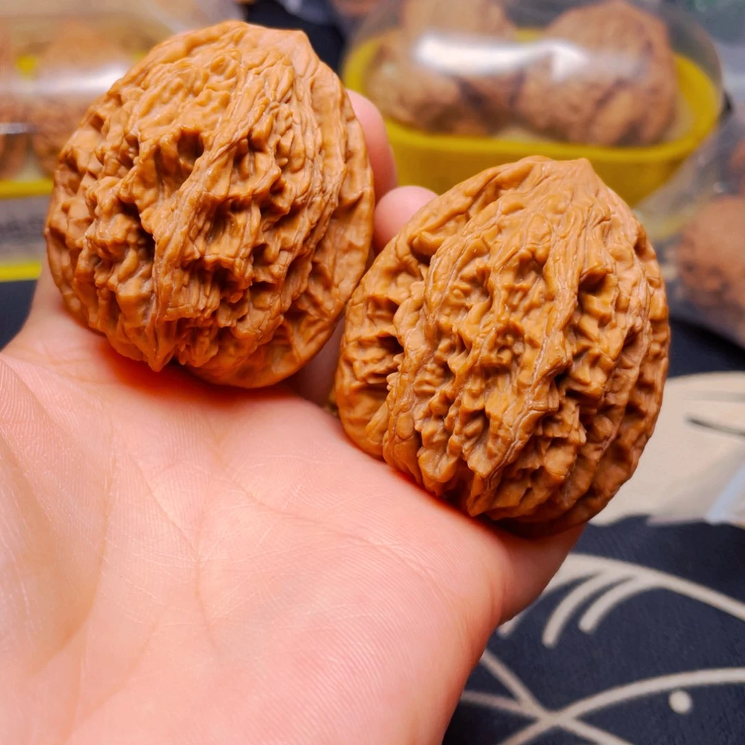 吊坠文玩核桃麦虎一对