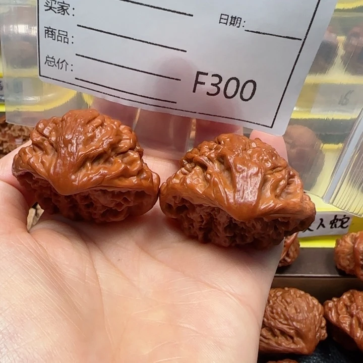 文玩核桃把件姜*三蛇王45