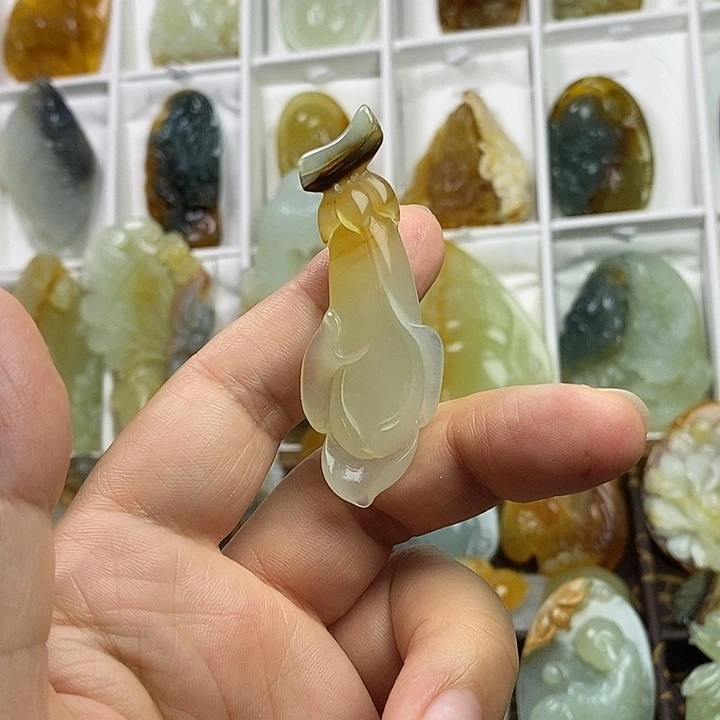 蛇纹石玉未镶嵌吊坠(不含链)