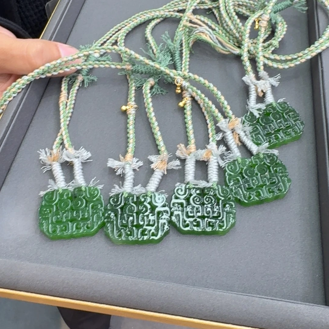 和田玉未镶嵌颈饰126刘洋代购不退多样性发其一