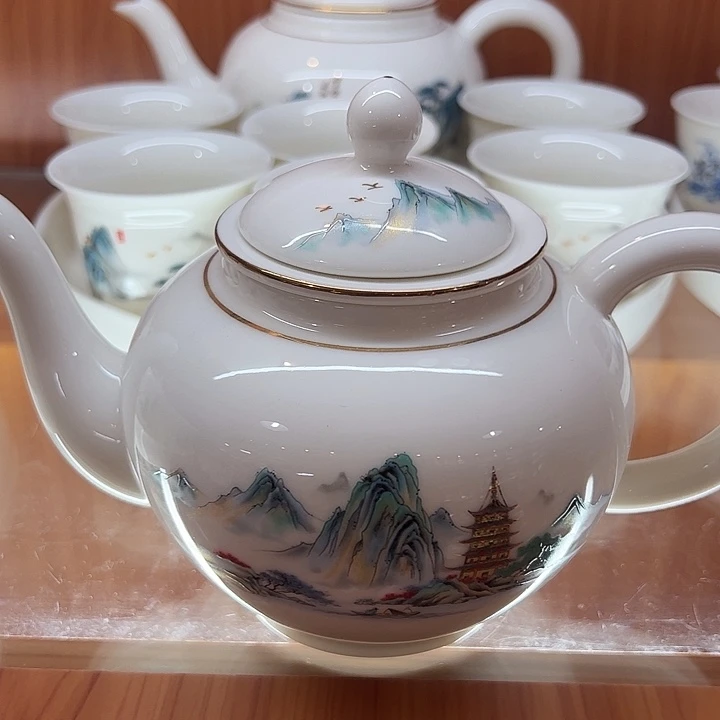 陶瓷茶壶哈哈哈哈哈
