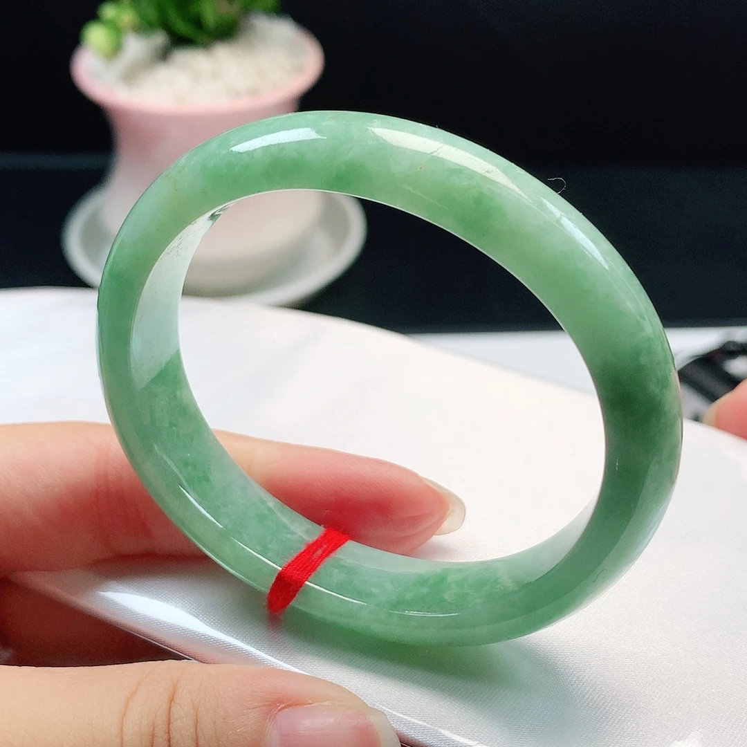 翡翠未镶嵌手镯1866