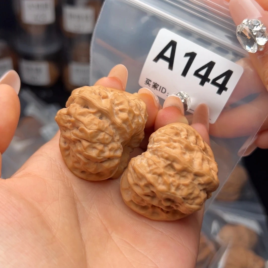 文玩核桃吊坠蛤蟆头41