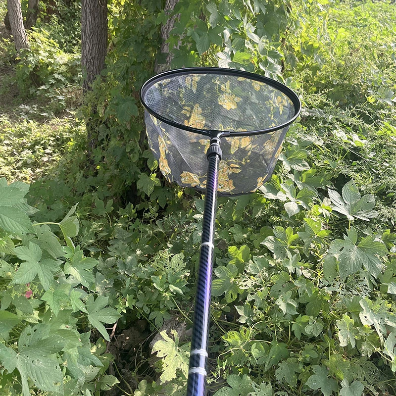 加粗变色龙大物抄网杆超硬超轻进口碳布稳抄30斤高碳竞技野钓飞抄