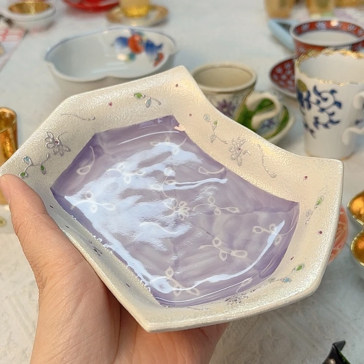 瓷片The first thing