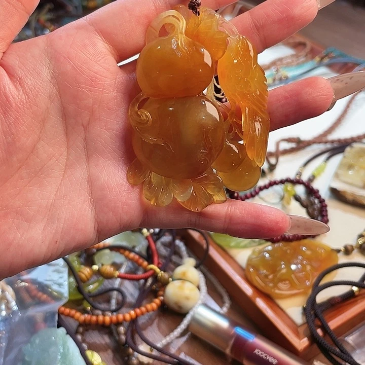 合金蛇纹石玉吊坠?****?