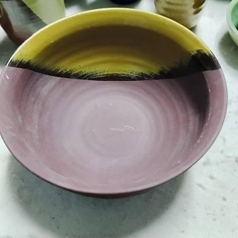 瓷片瓷片,各种摆件,均有瑕疵。沙锅!