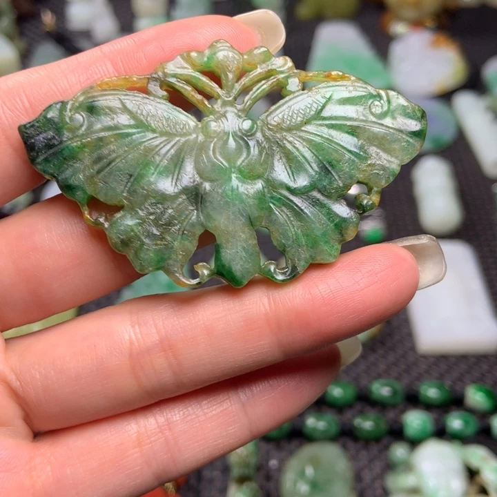 翡翠挂件未镶嵌清