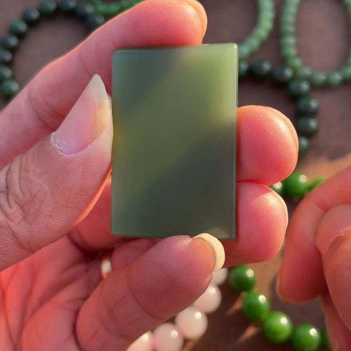 和田玉（糖玉）未镶嵌颈饰