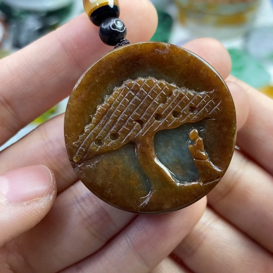 翡翠未镶嵌颈饰吊坠