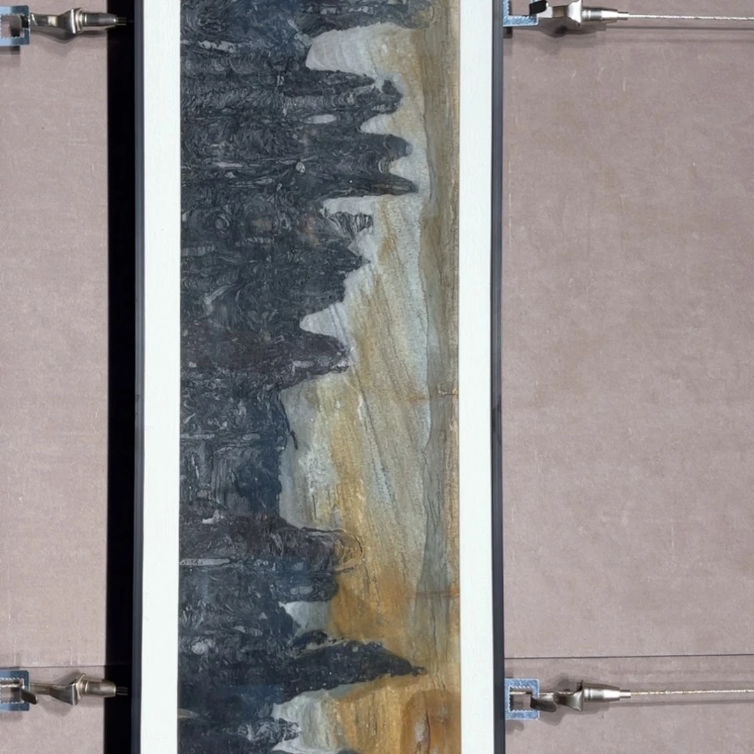 彩石萬**下60/22 三峡清江画面石