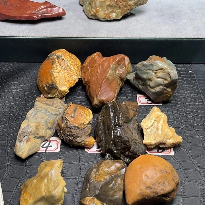 浪***主有机玻璃阿拉善戈壁石