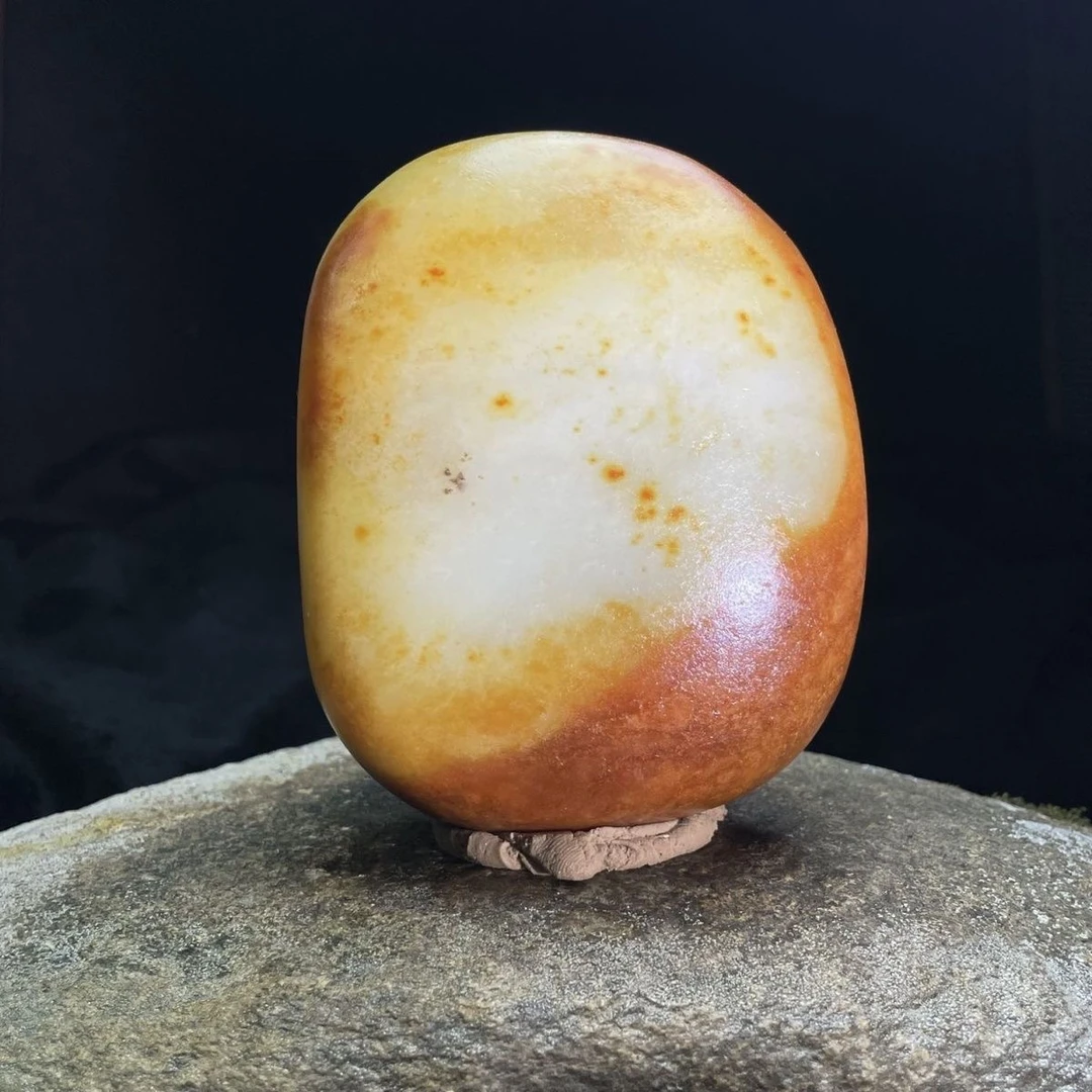 新疆和田籽奇石摆件