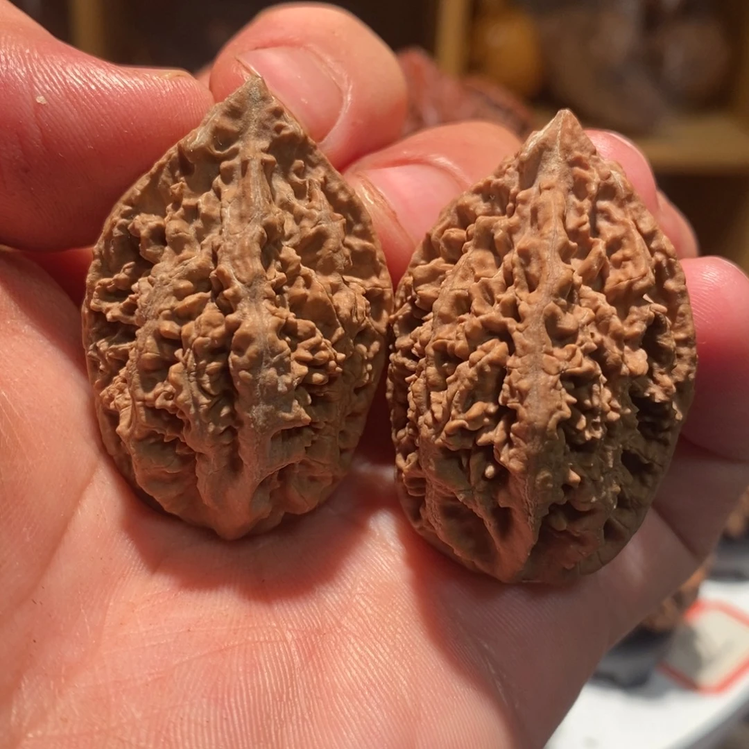 吊坠文玩核桃蚂蚁小旋风