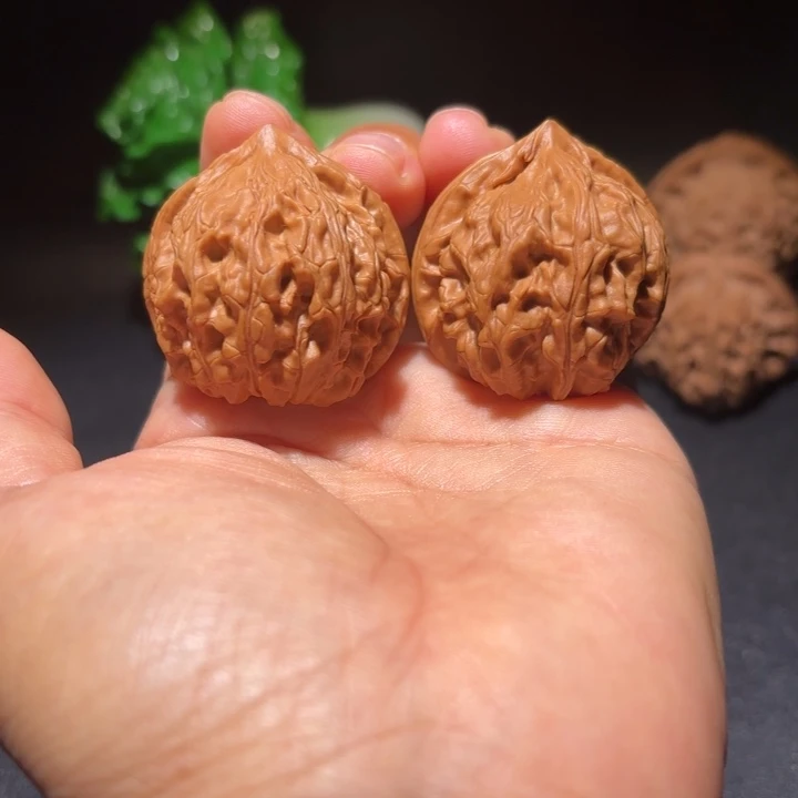 文玩核桃吊坠文玩核桃吊坠御龙粗筋38