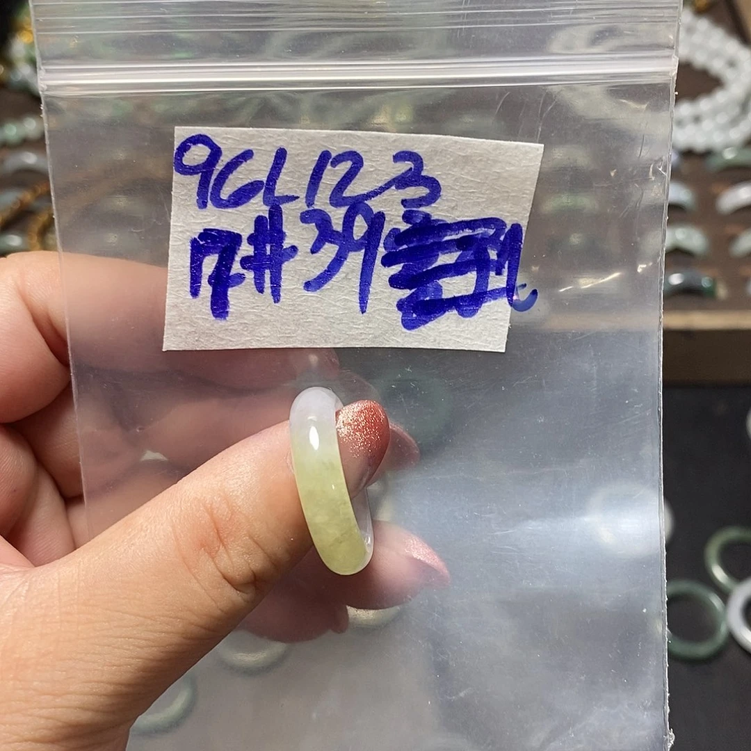 未镶嵌定制翡翠翡翠