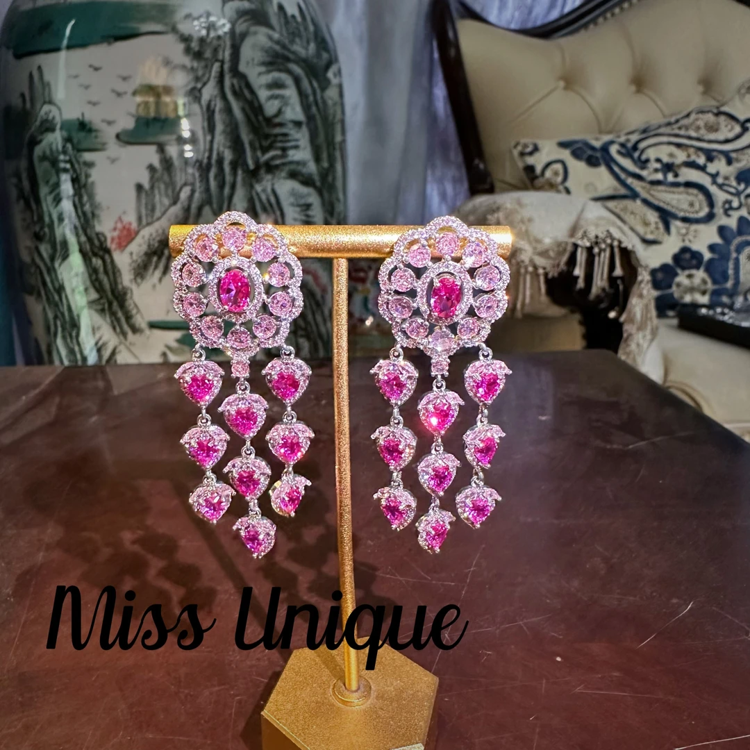 B1839三条小草莓太阳花双色粉耳环