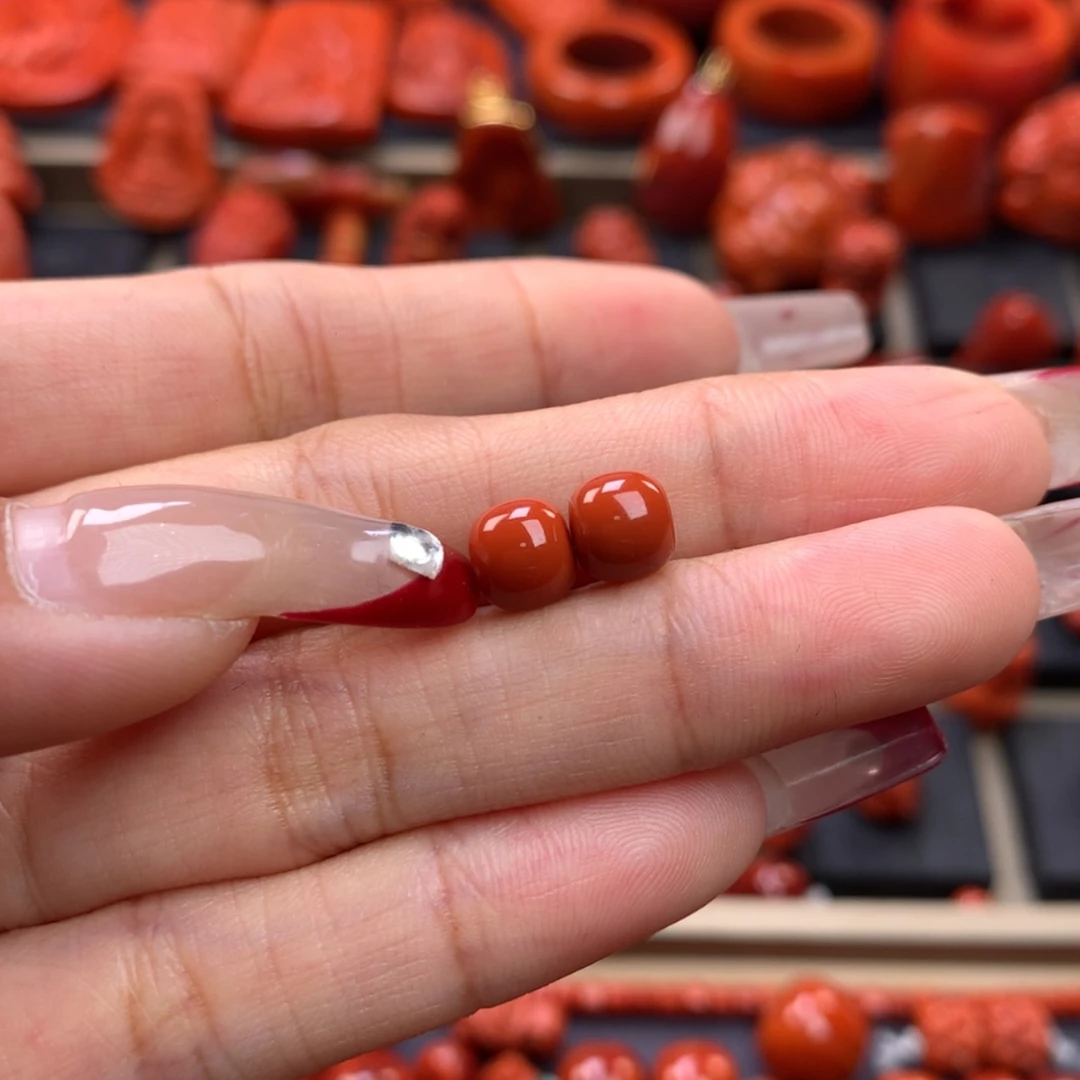 【闪购商品】南红玛瑙老型对珠6.8mm未镶嵌?****盖