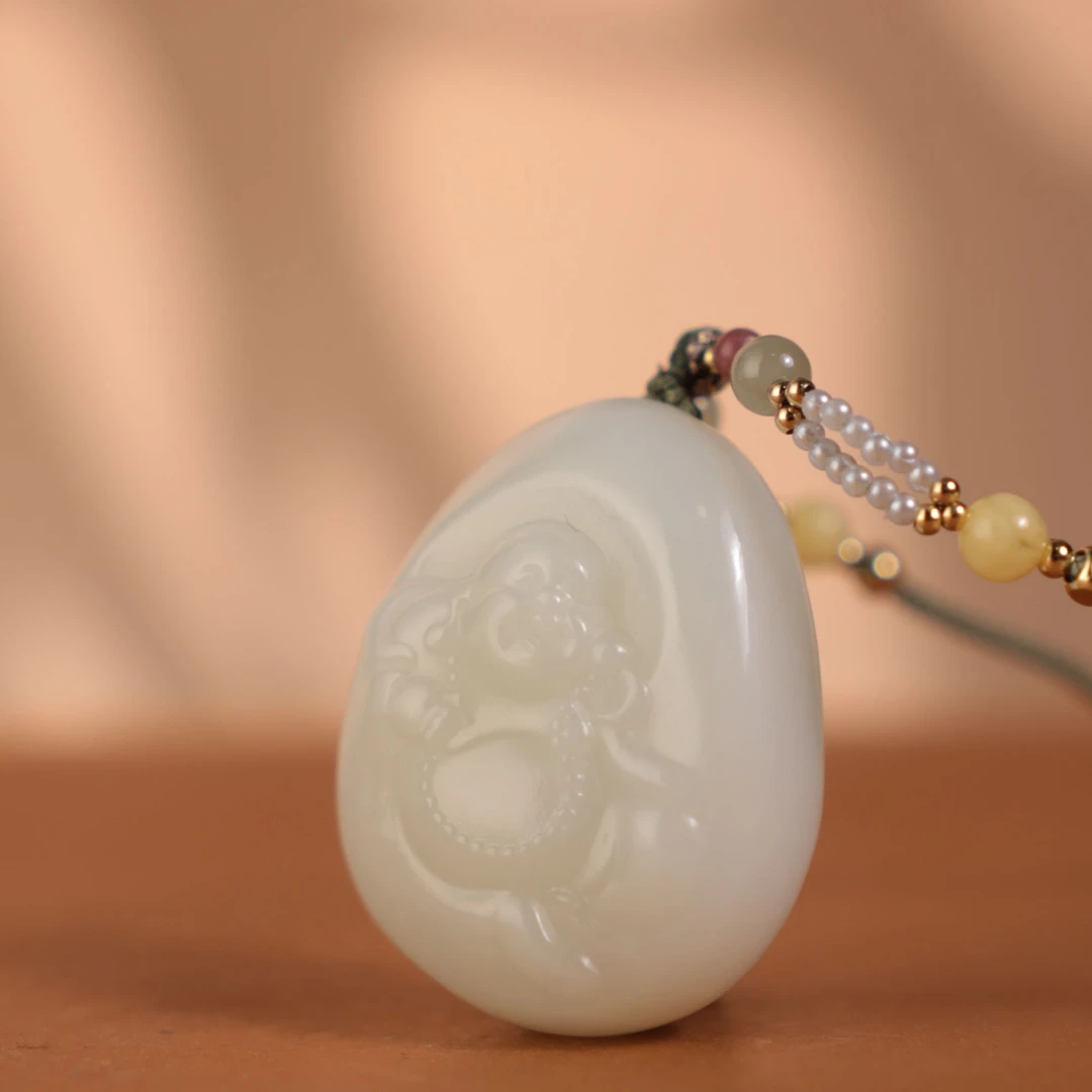 ZK4425二十世纪和田玉白玉弥勒吊坠-