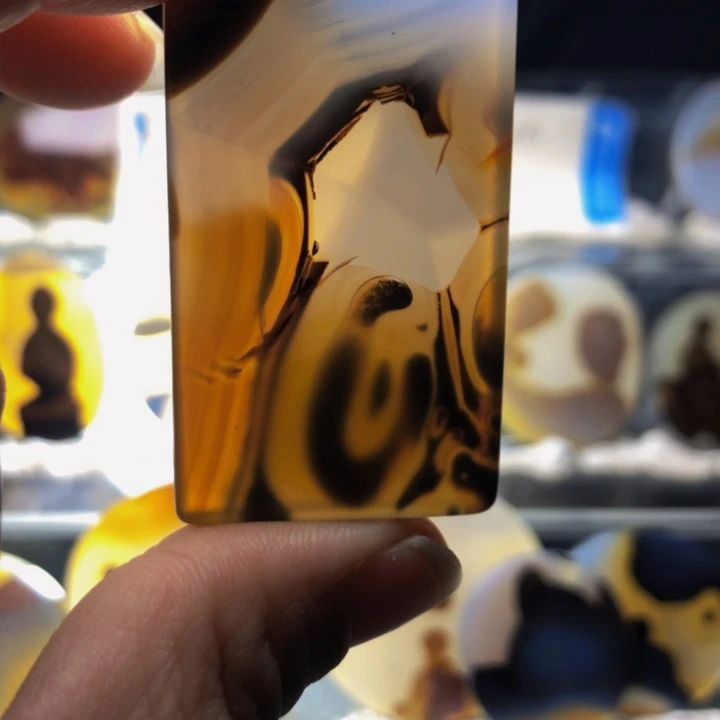 合金玛瑙/玉髓珠宝奇石37