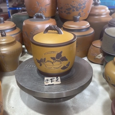 紫砂茶叶罐。。。。。。。。。。