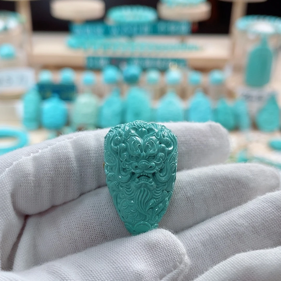 未镶嵌绿松石珠宝奇石