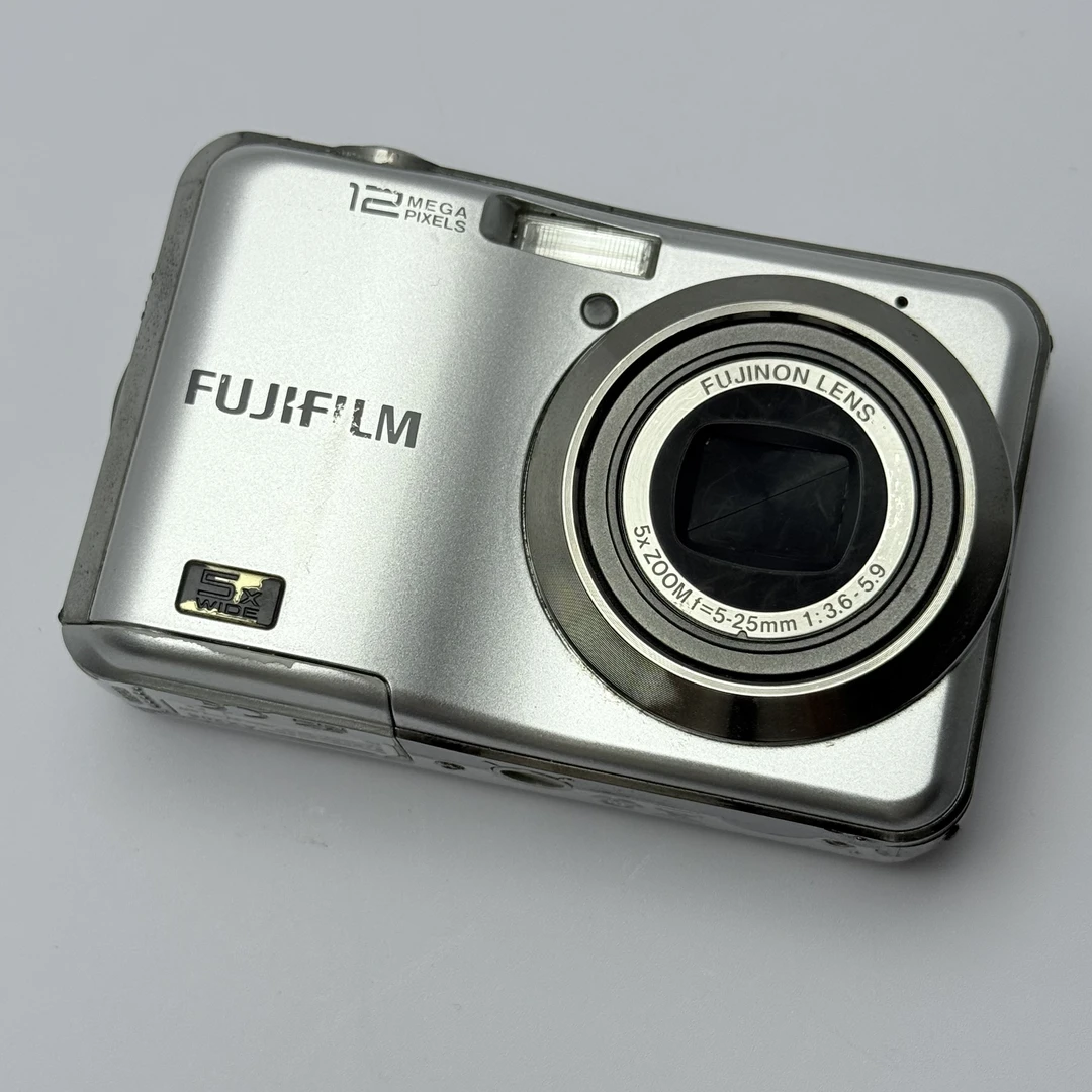95新 Fujifilm/富士 ax205 复古胶片ccd相机 1200w像素（no退no换）