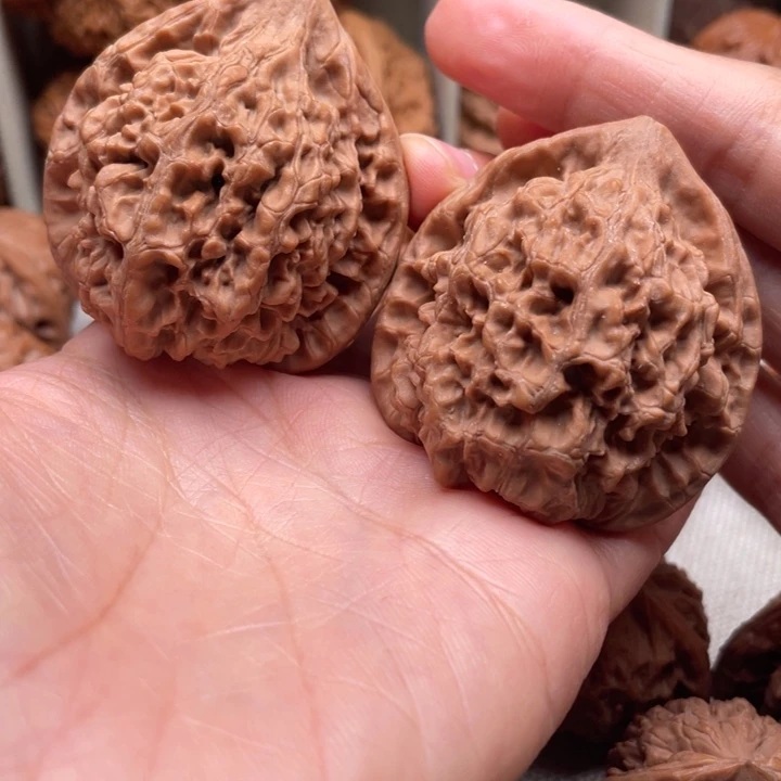 苇***航吊坠文玩核桃46全品官帽