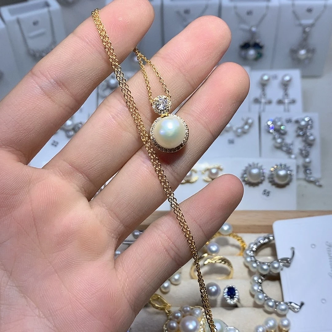 银S925镶嵌耳坠淡水珍珠