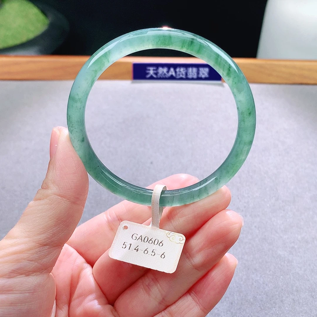 未镶嵌手镯翡翠天然翡翠手镯a货