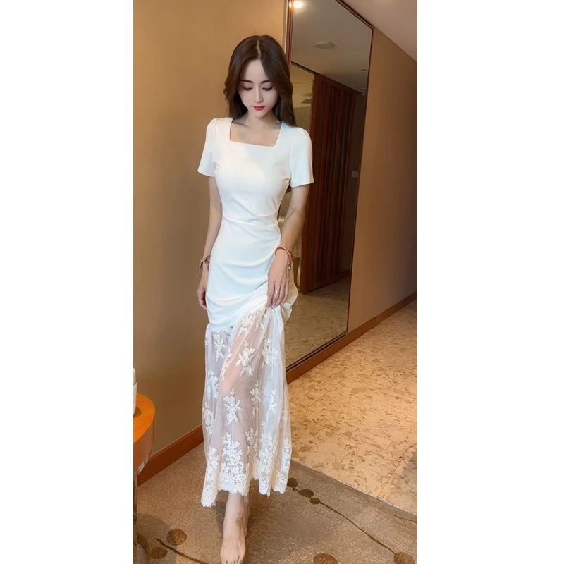 名媛风气质洋气方领连衣裙女中长款显瘦蕾丝花边拼接裙子潮