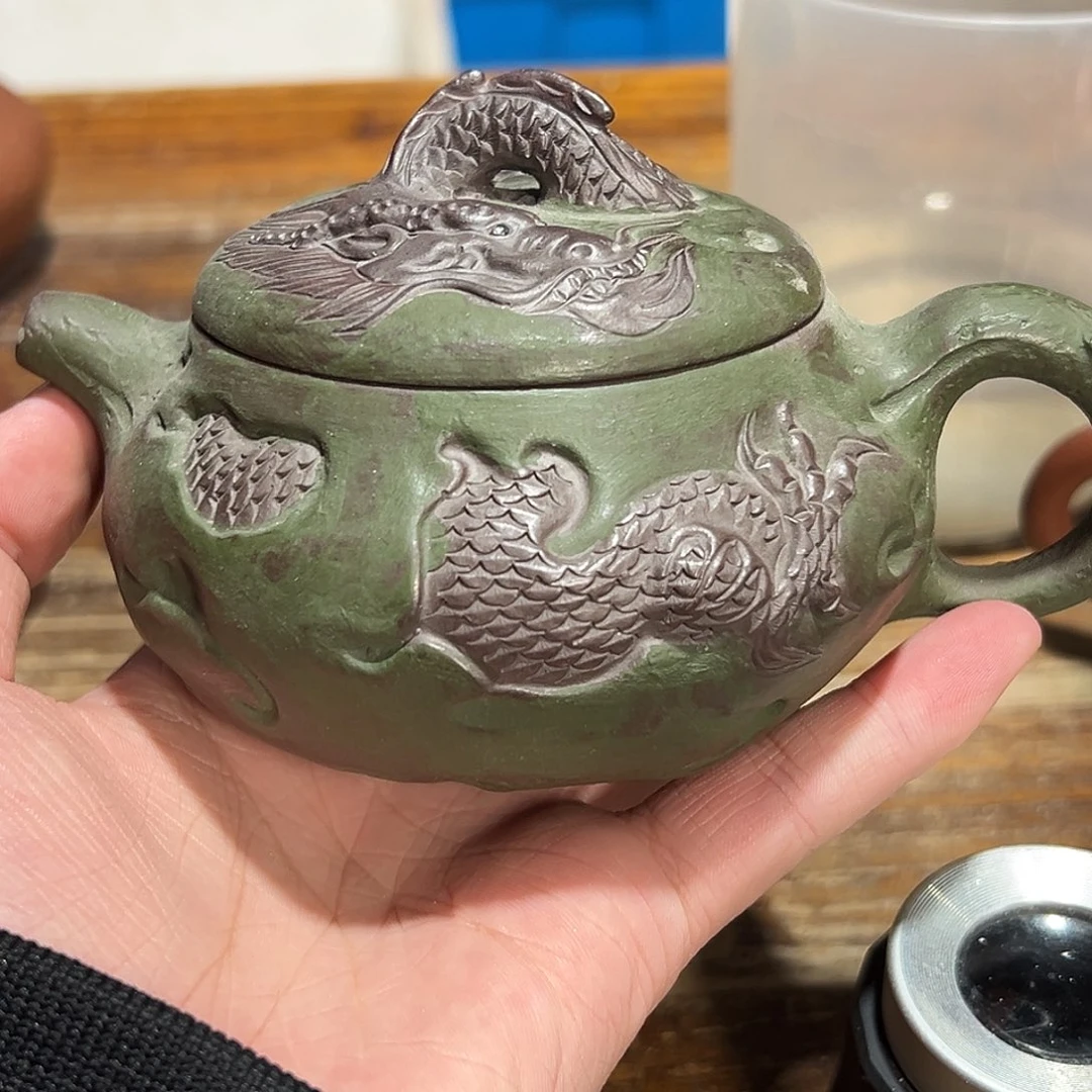 紫砂茶壶紫砂的味道很