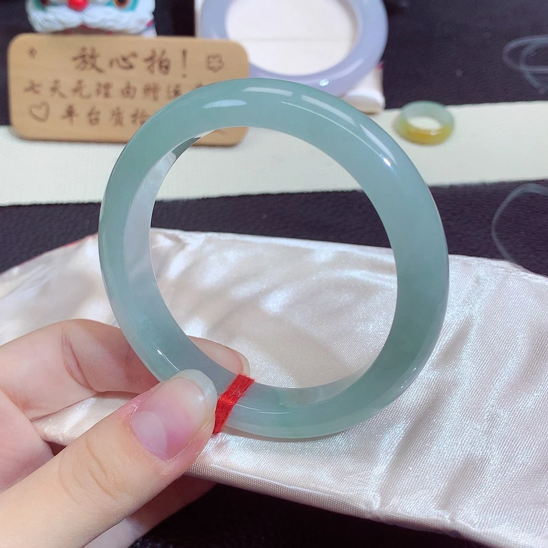 翡翠未镶嵌手镯1183