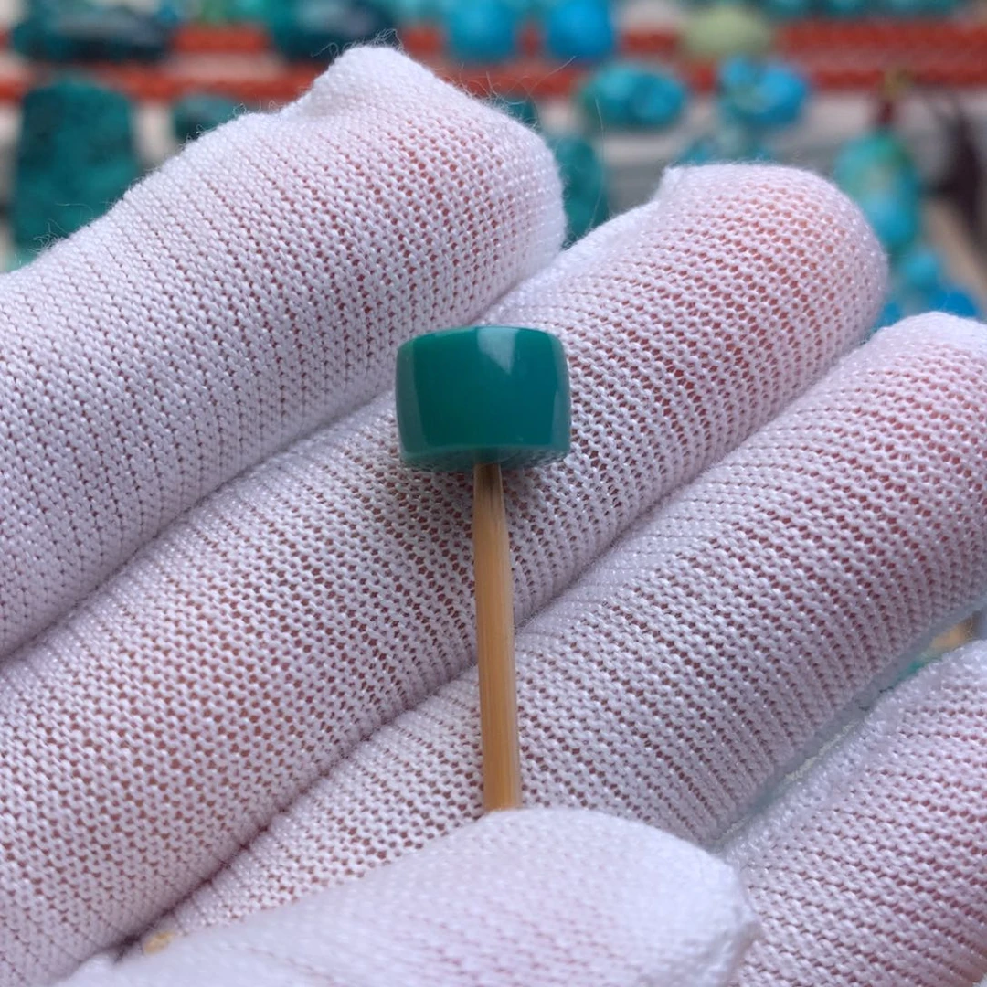 曦***绿松石未镶嵌珠宝奇石