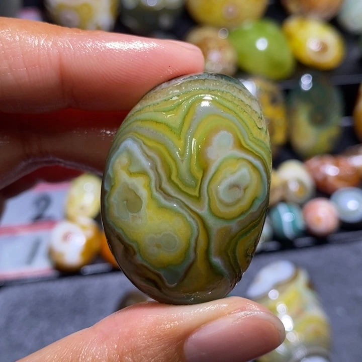 未镶嵌玛瑙/玉髓珠宝奇石