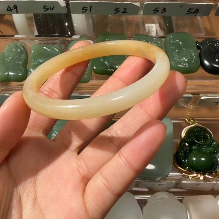 和田玉颈饰未镶嵌新疆且末料手镯内径58