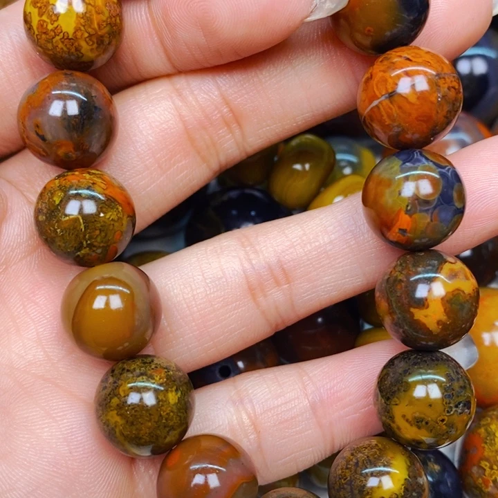 放***刀玛瑙/玉髓未镶嵌玛瑙