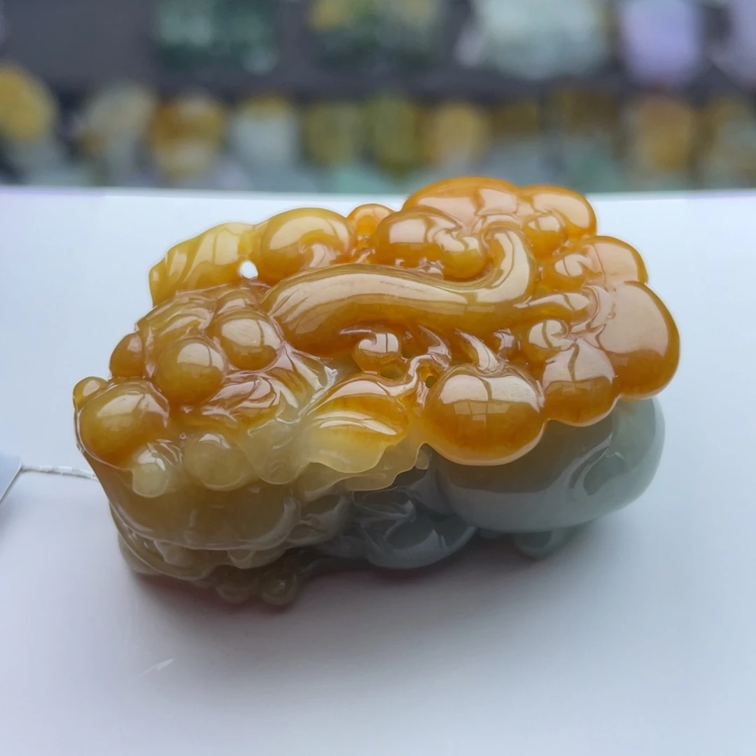 翡翠颈饰未镶嵌貔貅