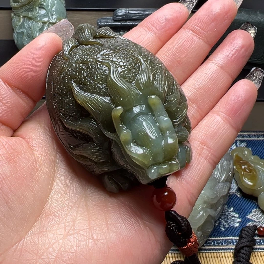 和田玉颈饰未镶嵌?****行