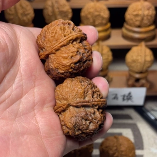 吊坠文玩核桃Y古普滚龙纹39