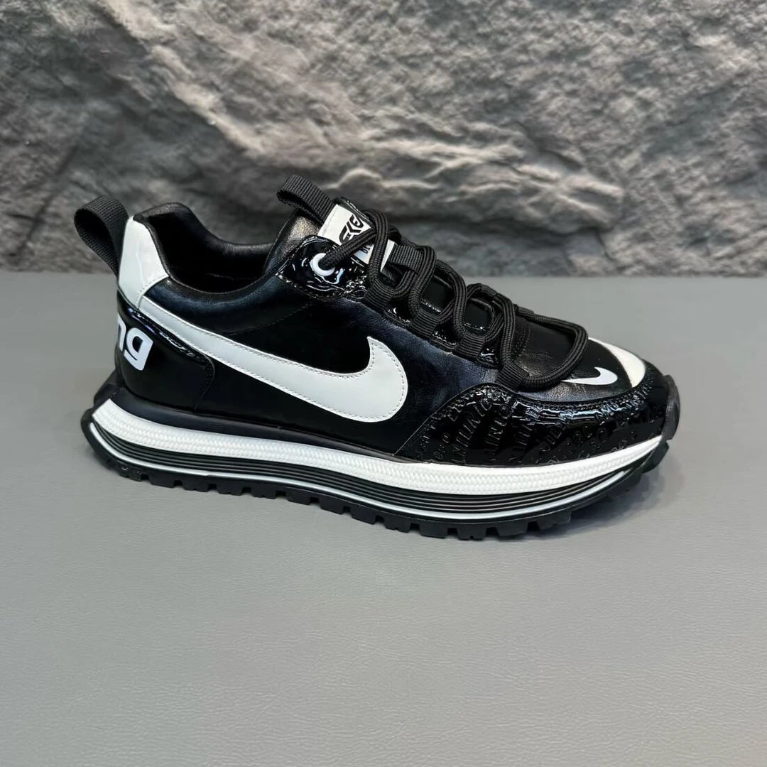 冬季新款阿甘鞋男鞋百搭休闲鞋厚底加绒保暖轻奢运动老爹鞋潮鞋