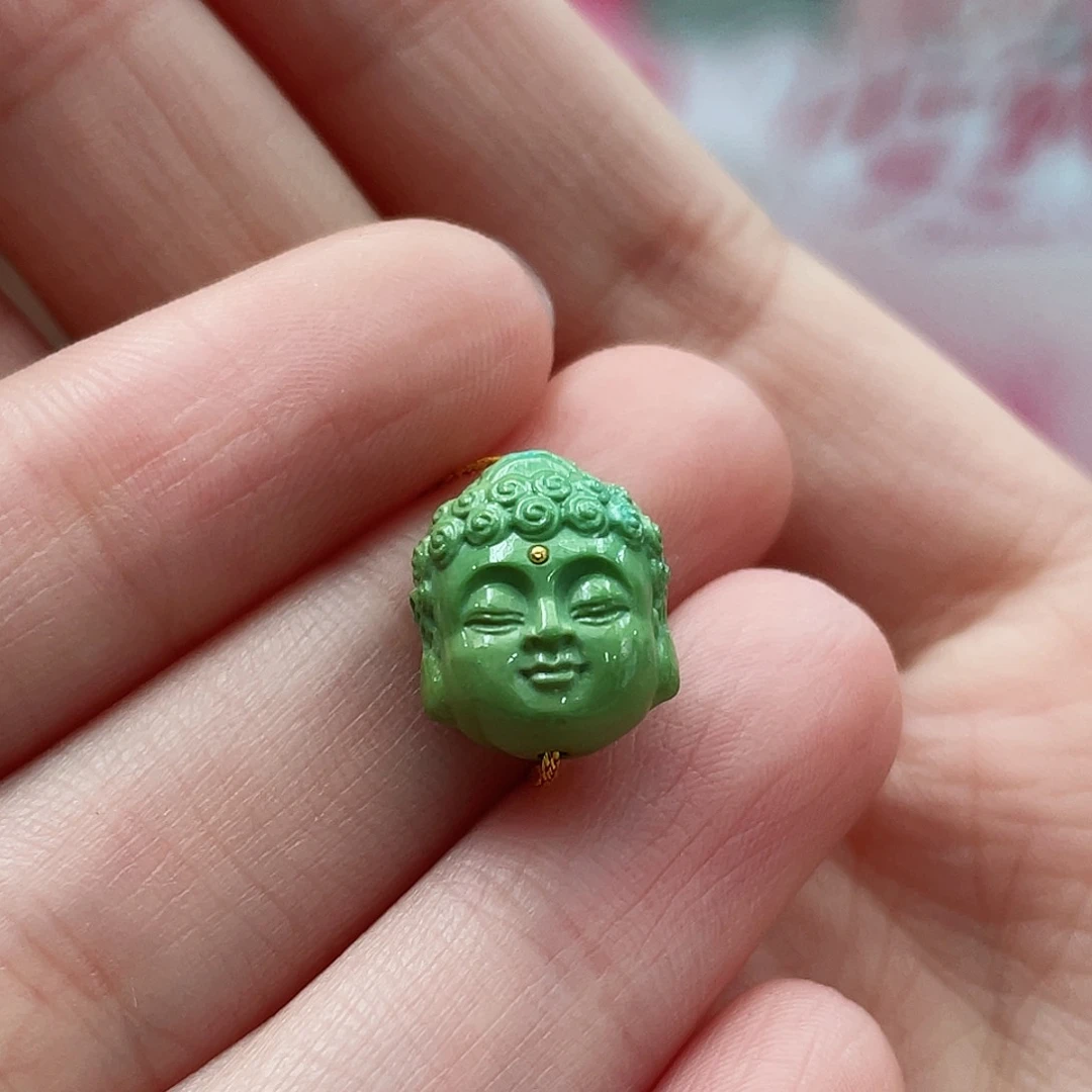 绿松石颈饰未镶嵌