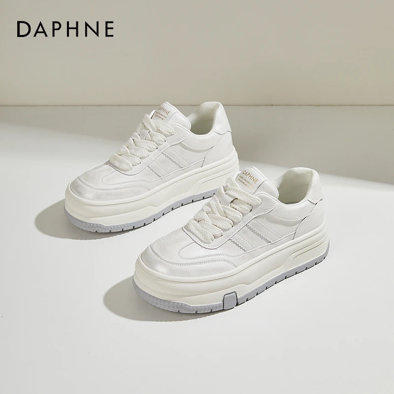 达芙妮板鞋女2025春季新款系带时尚休闲鞋厚底增高百搭韩版运动鞋