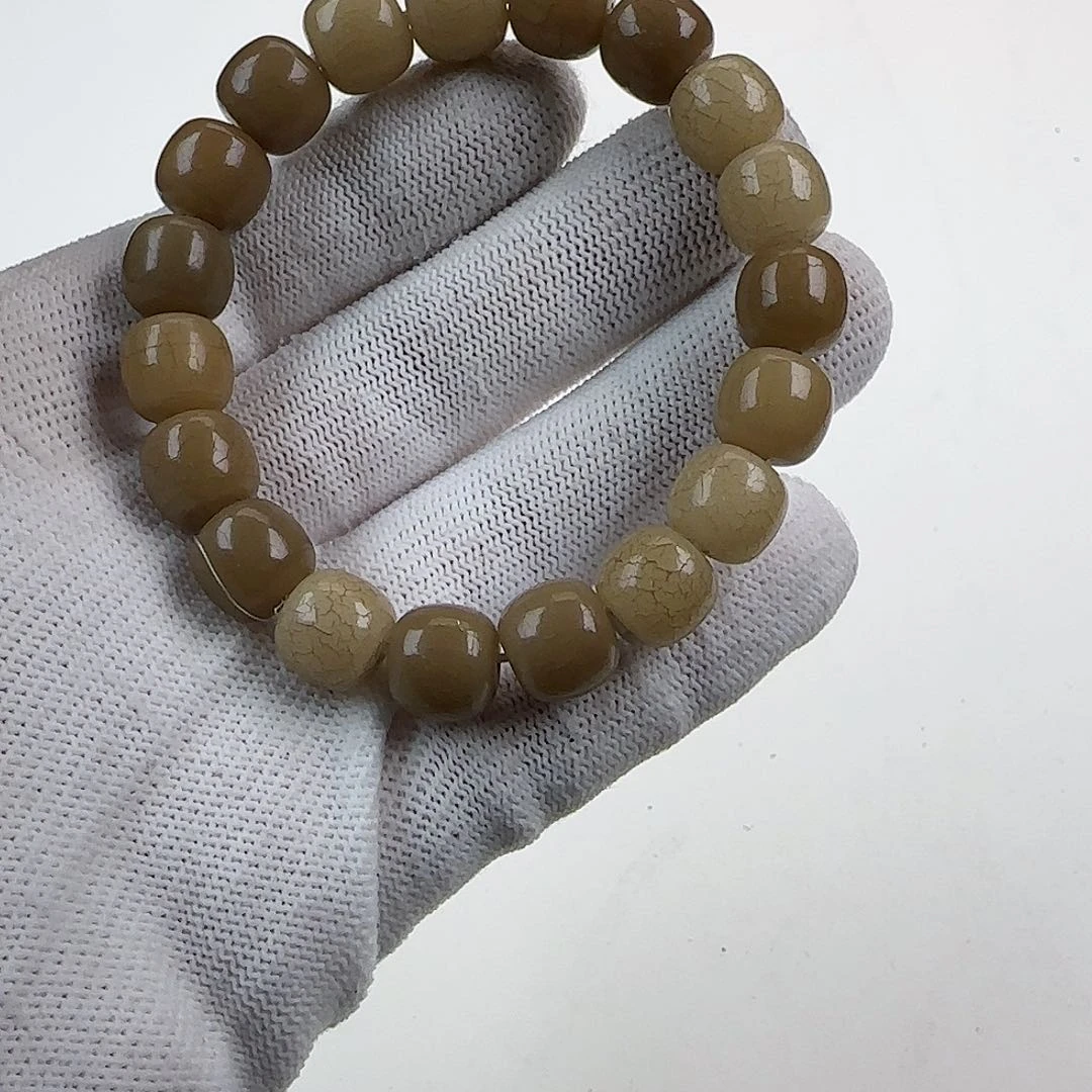 星月菩提手串在****8菩提根