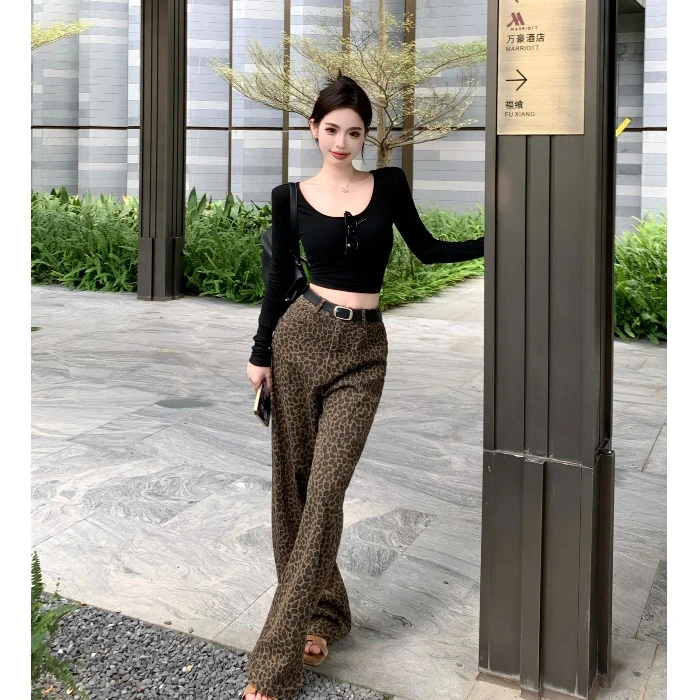 黑色u领长袖正肩T恤女秋季纯色修身打底衫阔腿直筒拖地长裤两件套